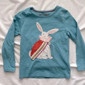 Mini Boden appliqué bunny shirt